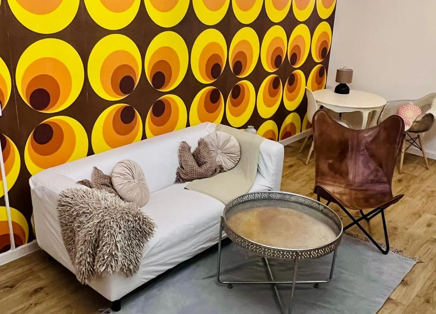 Apartamento Gdr Flat With Rooftop Terrace Zingster Str Berlim Alemanha