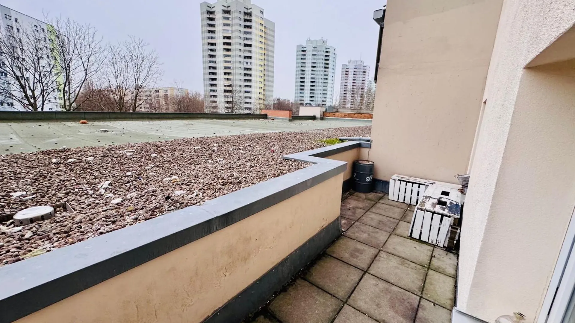 Gdr Flat With Rooftop Terrace Zingster Str 柏林 0*,
